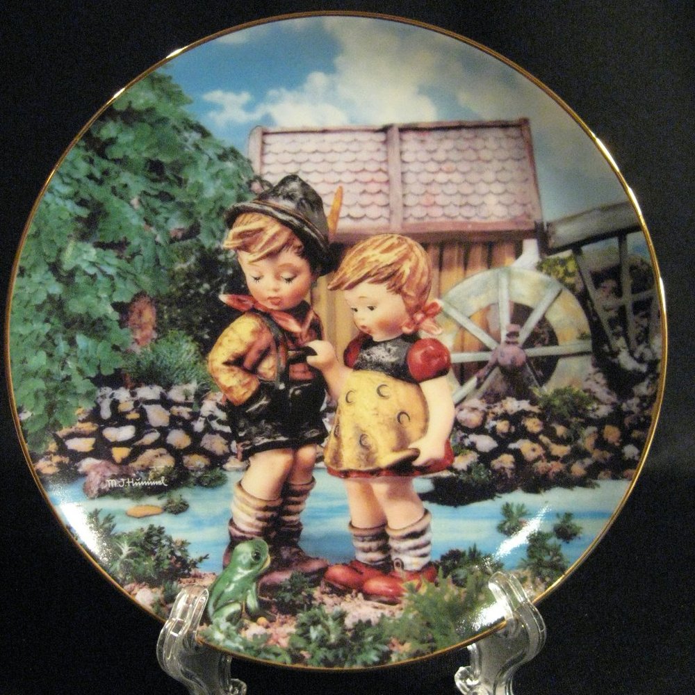 M. J. HUMMEL "HELLO DOWN THERE" COLLECTOR PLATE